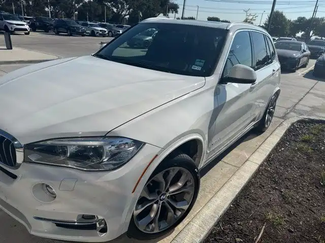 2017 BMW X5 xDrive35i's photo