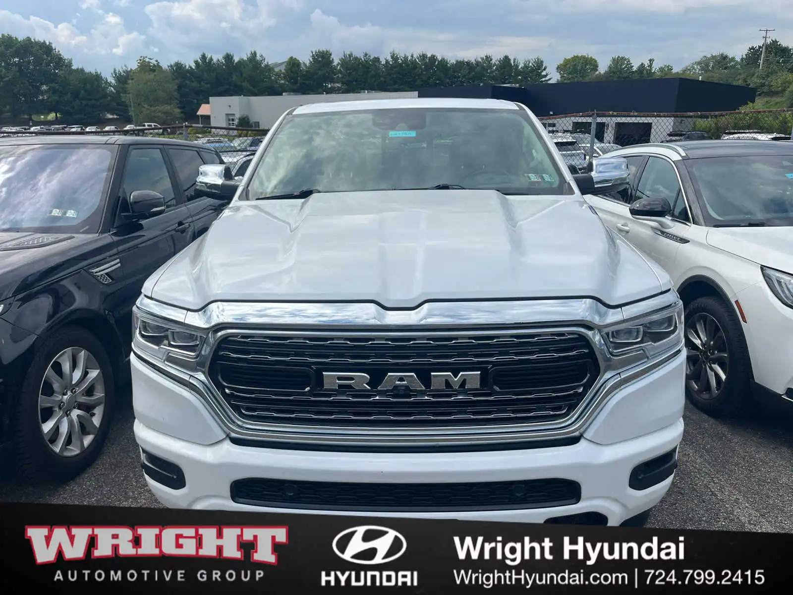 2023 RAM 1500 Limited 4WD Crew Cab 5'7's photo