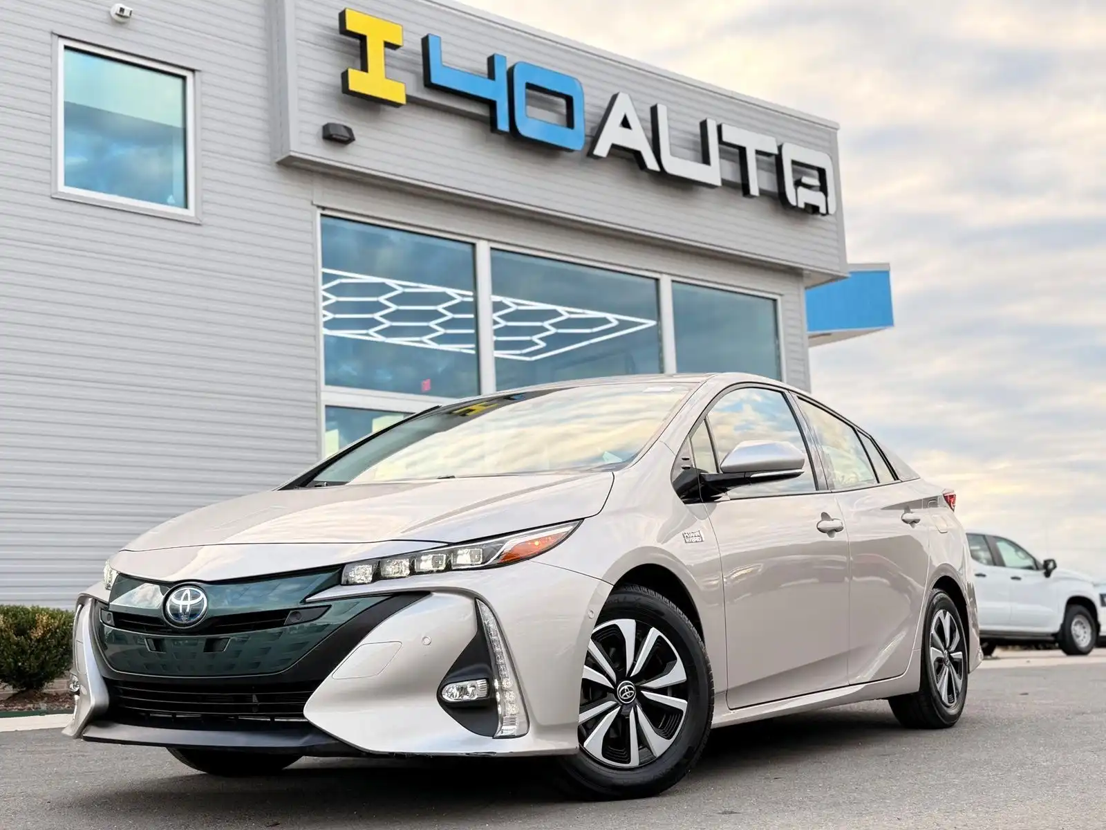2017 Toyota Prius Prime Advanced's photo