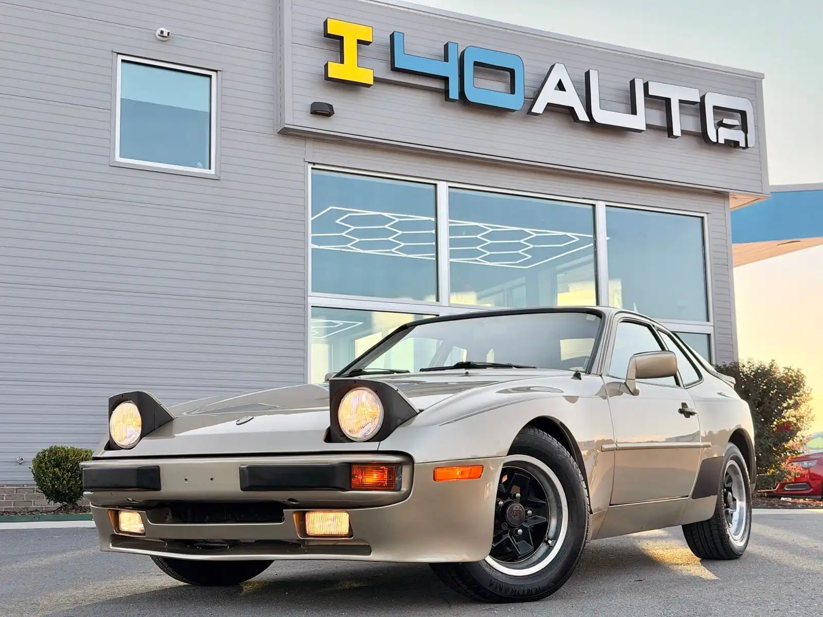 1984 Porsche 944 Coupe Hatchback's photo
