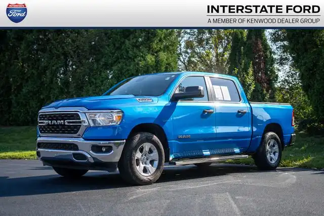 2024 RAM 1500 Big Horn/Lone Star 4WD Crew Cab 5'7's photo