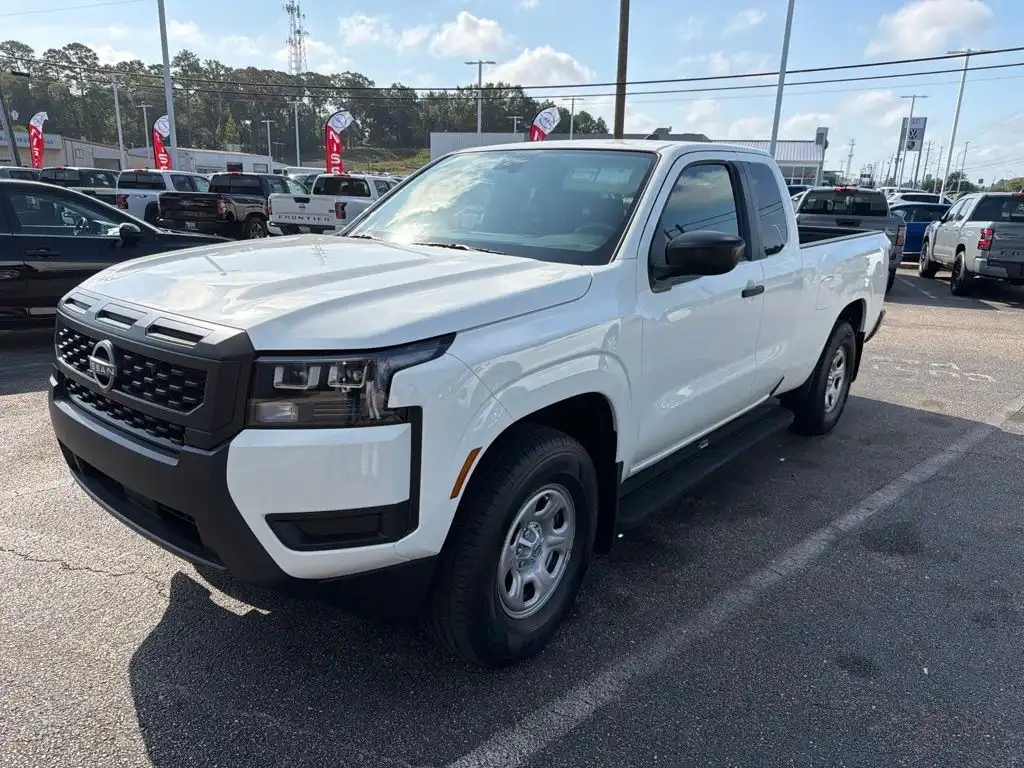 2026 Nissan Frontier S King Cab 2WD's photo