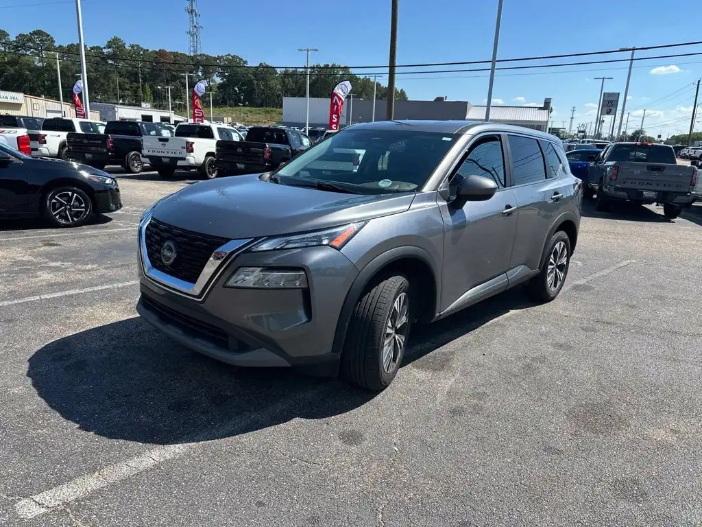 2023 Nissan Rogue SV FWD's photo