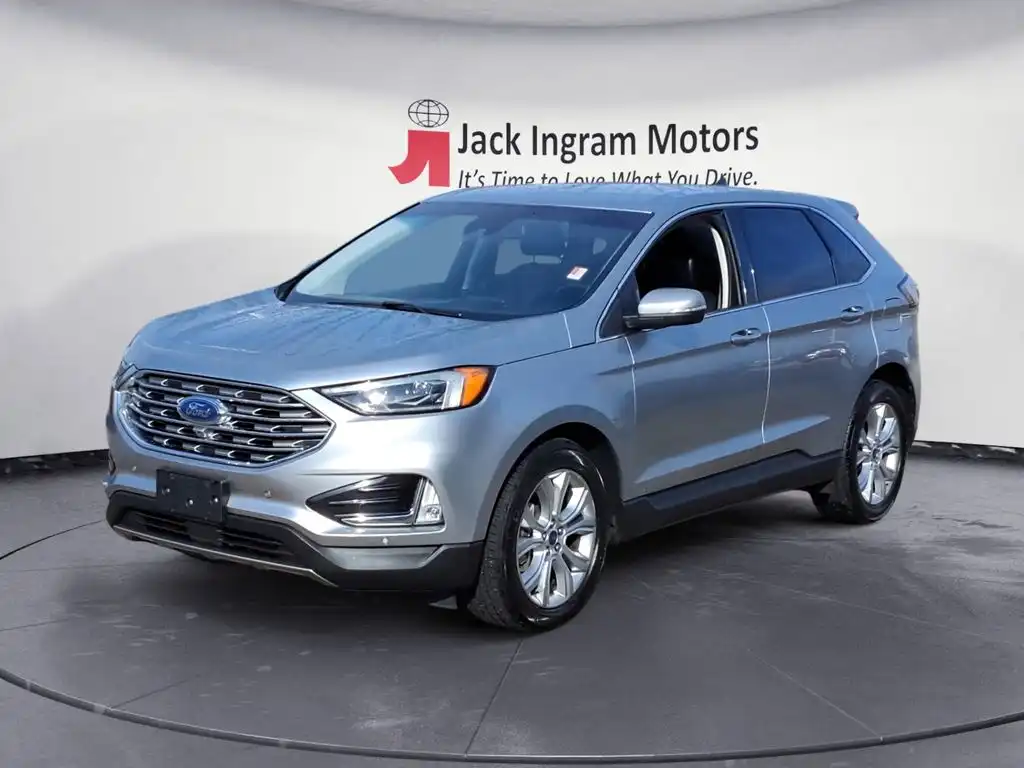 2022 Ford Edge Titanium AWD's photo