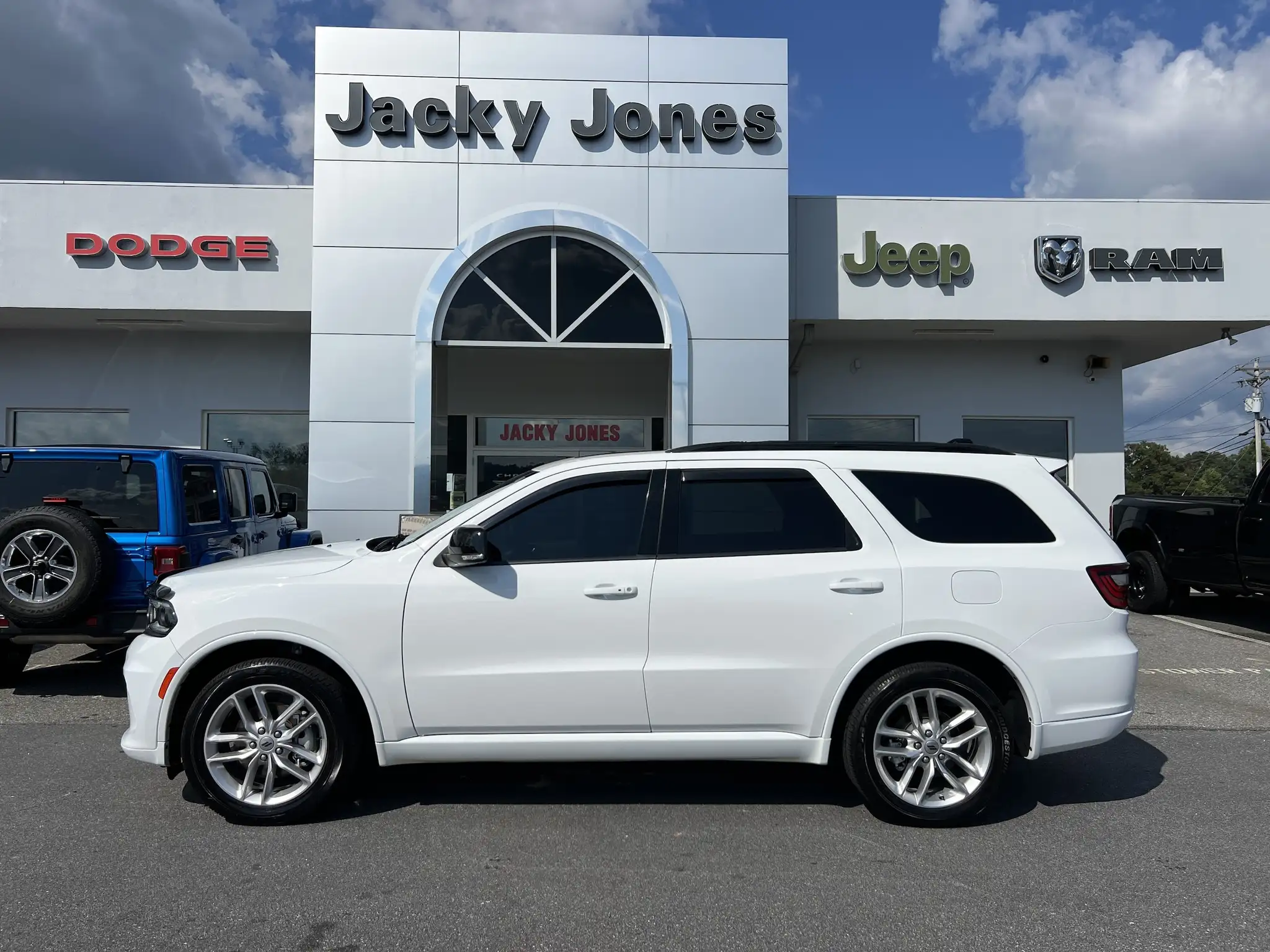 2024 Dodge Durango GT AWD Plus's photo