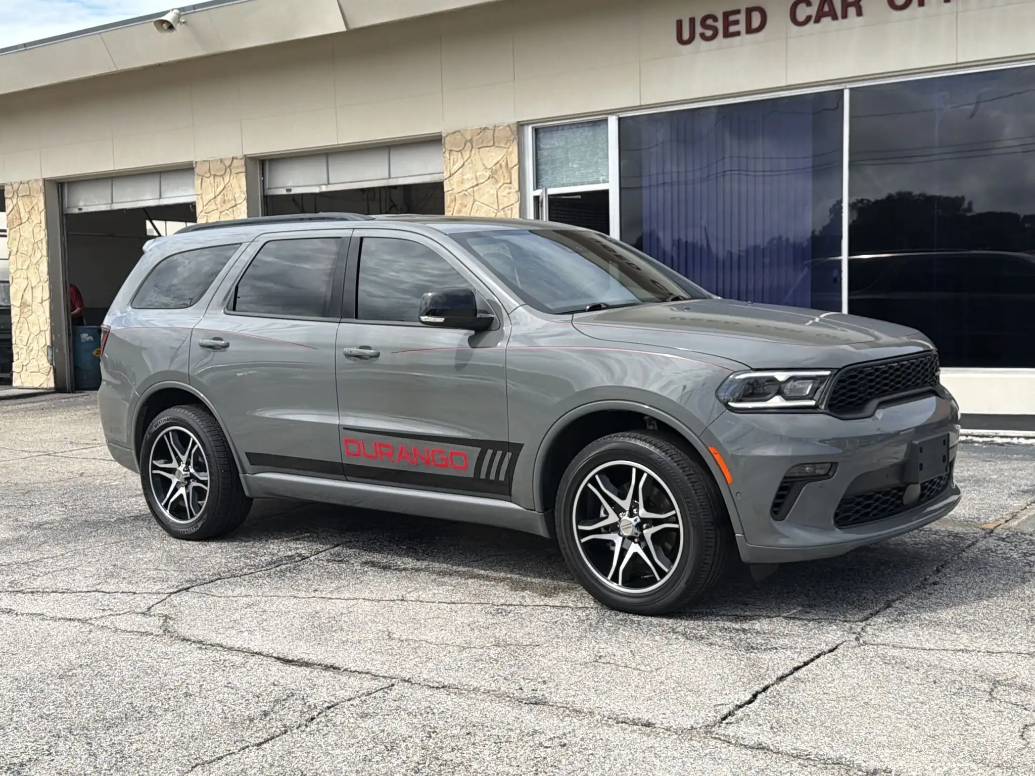 2023 Dodge Durango GT AWD Premium's photo