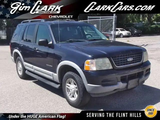 2002 Ford Explorer XLT 4WD's photo