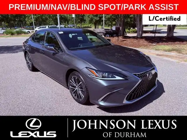 2025 Lexus ES 300h 300h's photo