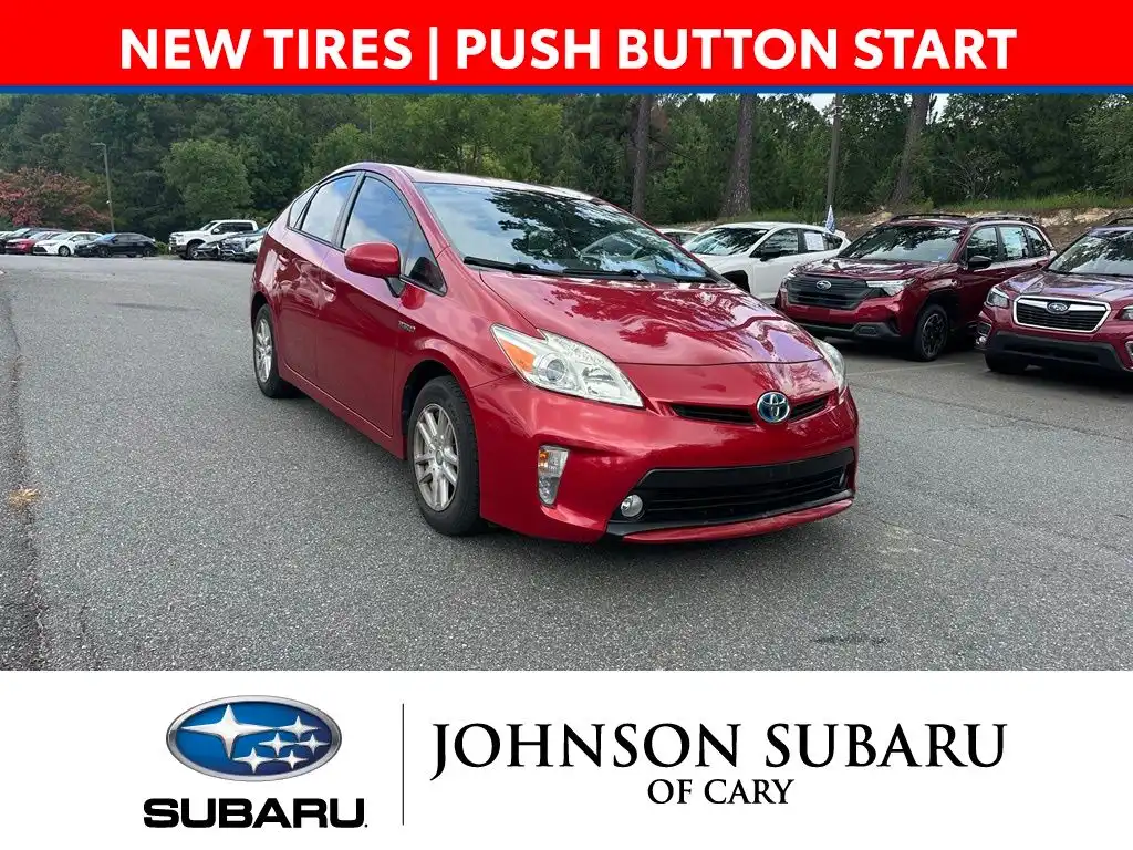 2014 Toyota Prius Three's photo