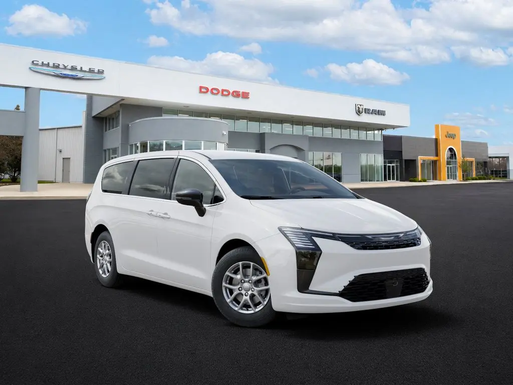 2027 Chrysler Pacifica Select photo 5