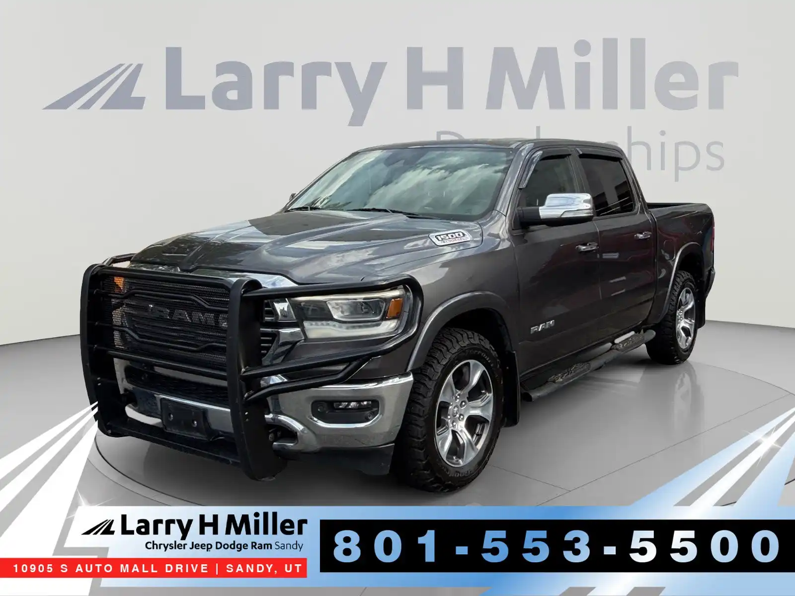 2022 RAM 1500 Laramie 4WD Crew Cab 5'7's photo