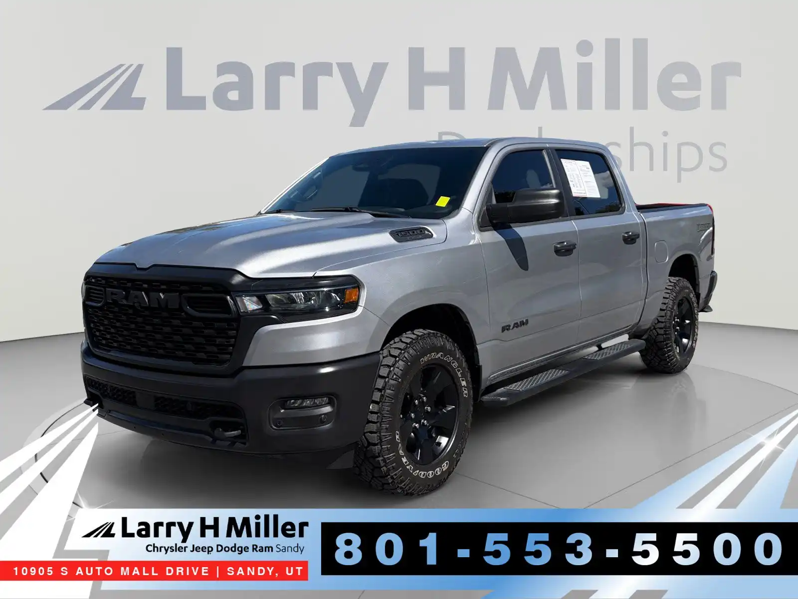 2025 RAM 1500 Warlock 4WD Crew Cab 5'7's photo