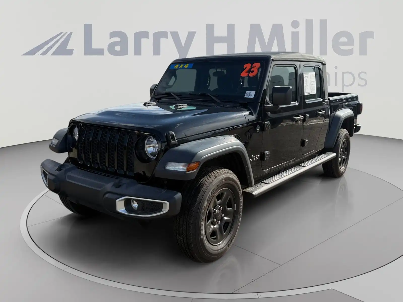 2023 Jeep Gladiator Sport's photo