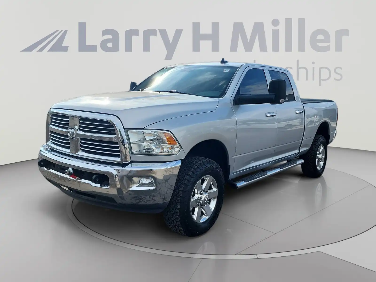 2014 RAM 2500 SLT 4WD Crew Cab SWB's photo