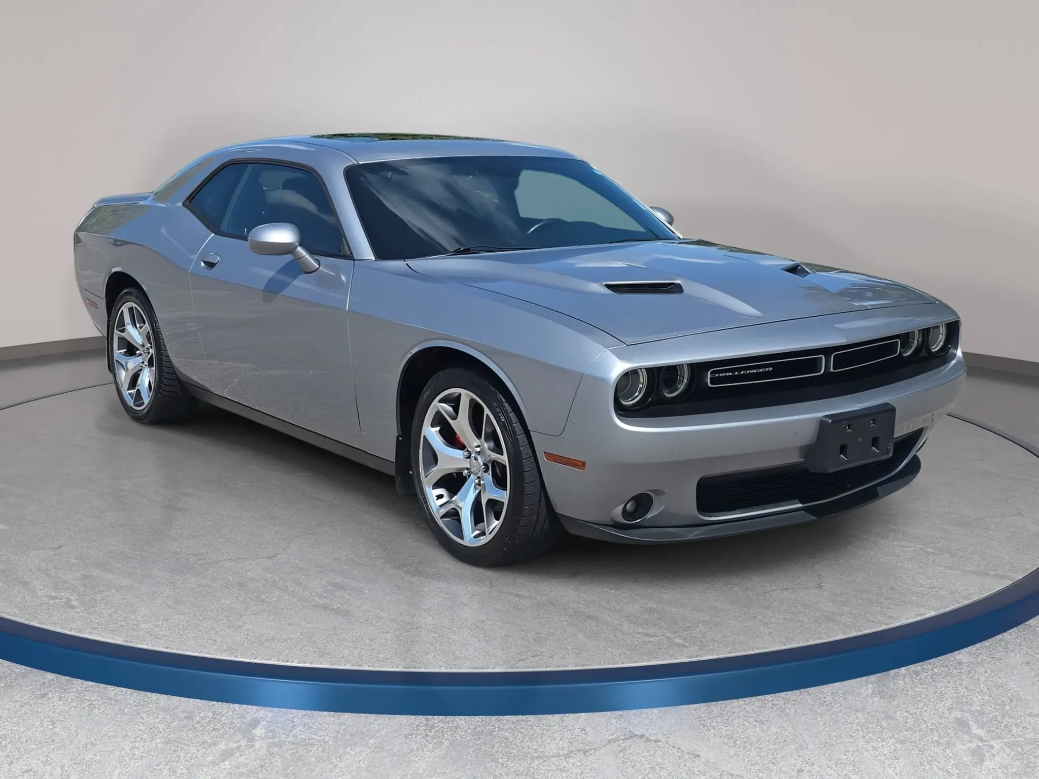 2016 Dodge Challenger SXT Plus photo 3