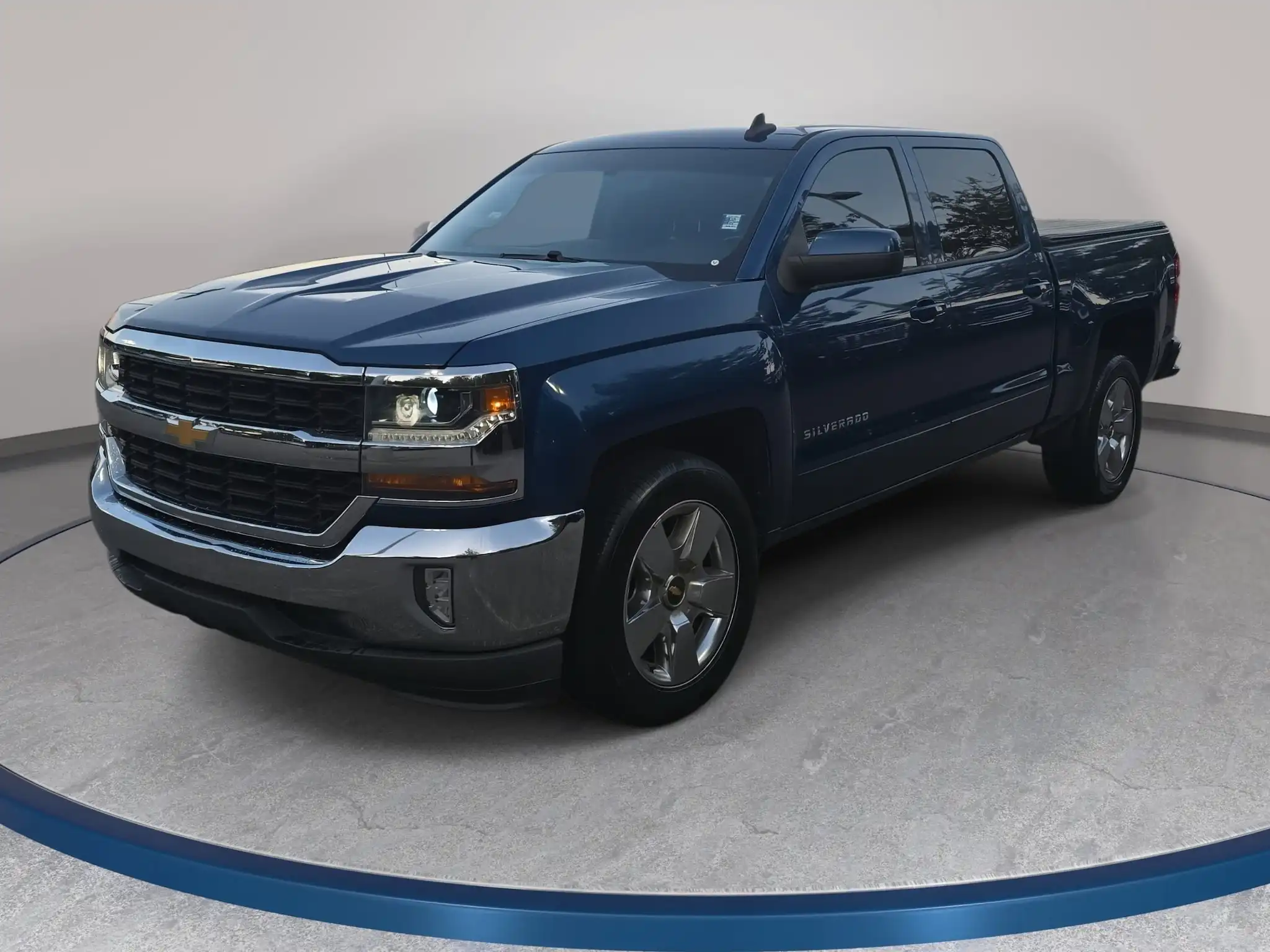 2018 Chevrolet Silverado 1500 LT Crew Cab Short Box's photo