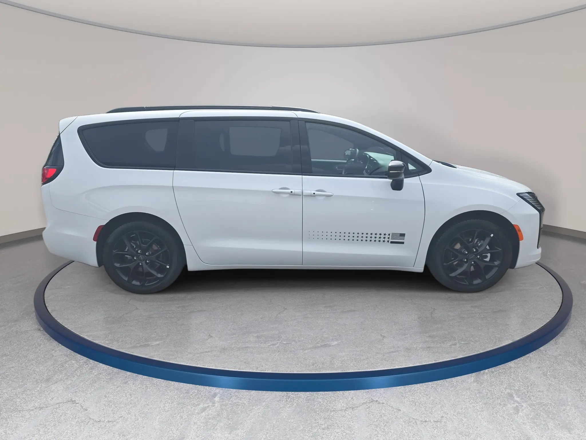 2027 Chrysler Pacifica Select photo 4