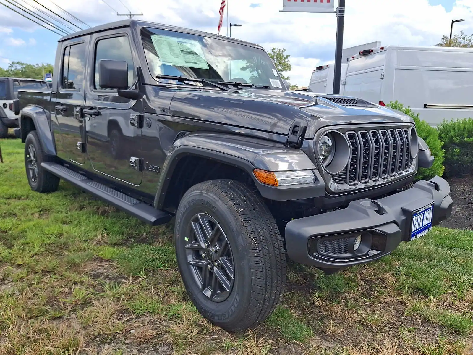 2026 Jeep Gladiator Sport S Auto's photo