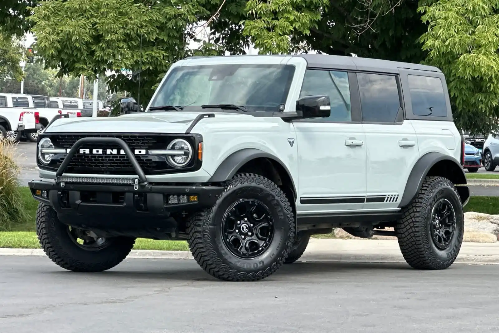 2021 Ford Bronco First Edition 4WD Advanced's photo