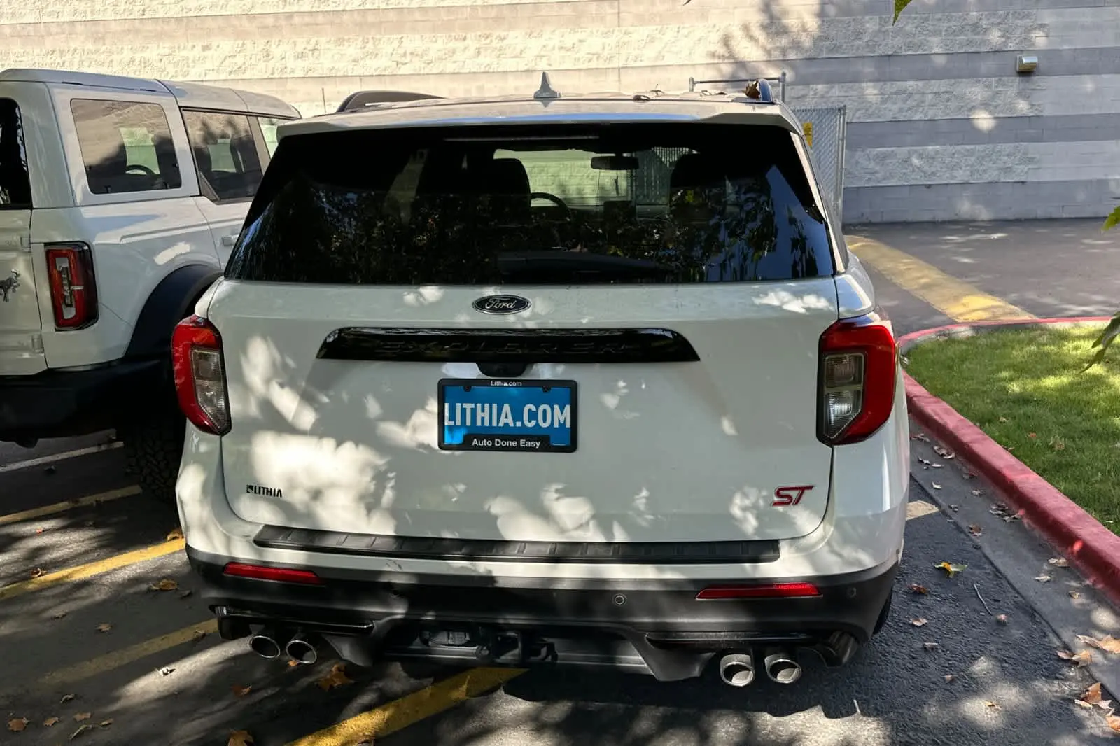 2024 Ford Explorer ST 4WD photo 5