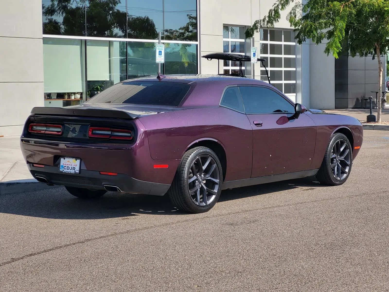 2021 Dodge Challenger SXT Auto photo 5