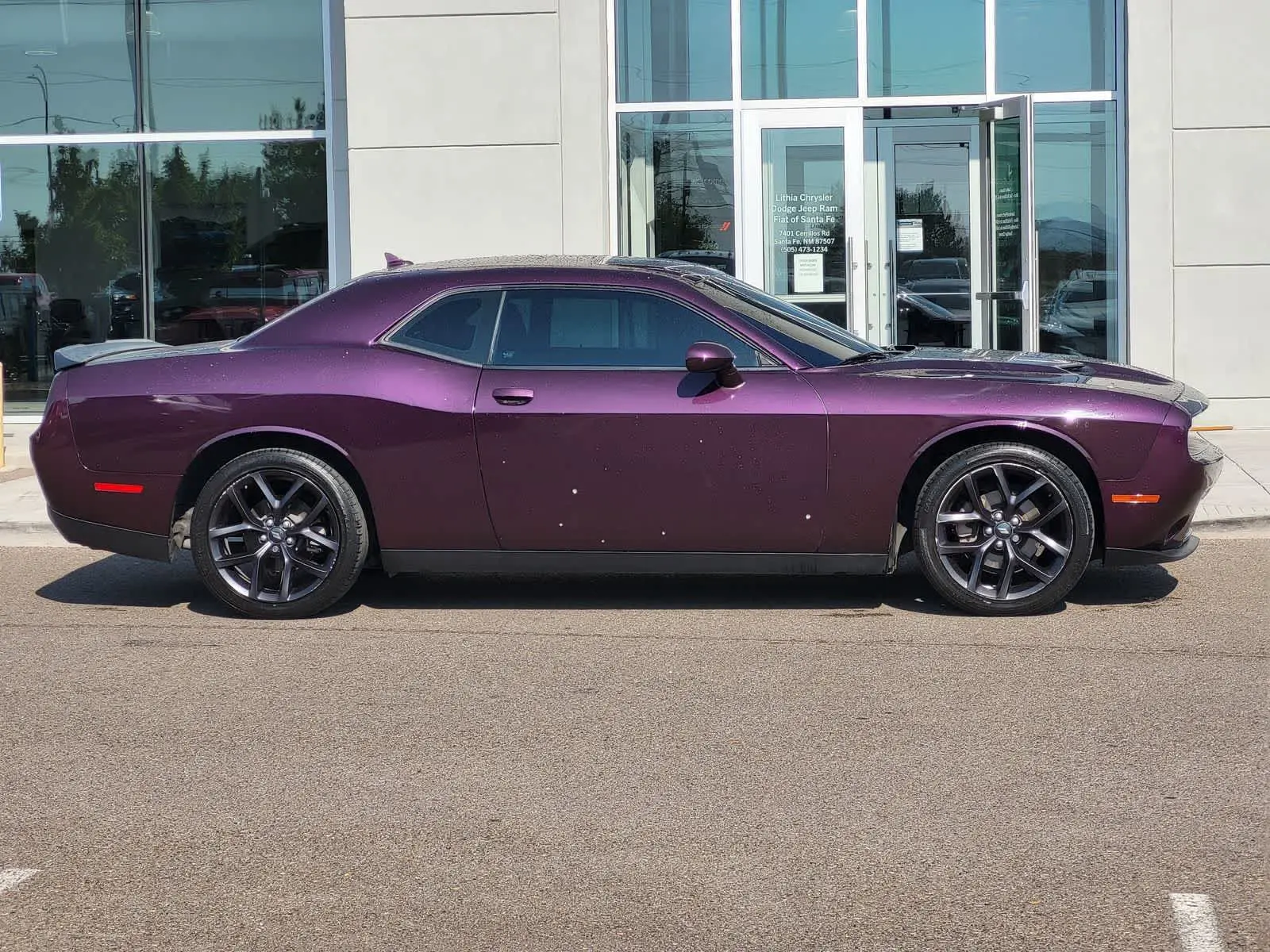 2021 Dodge Challenger SXT Auto photo 4
