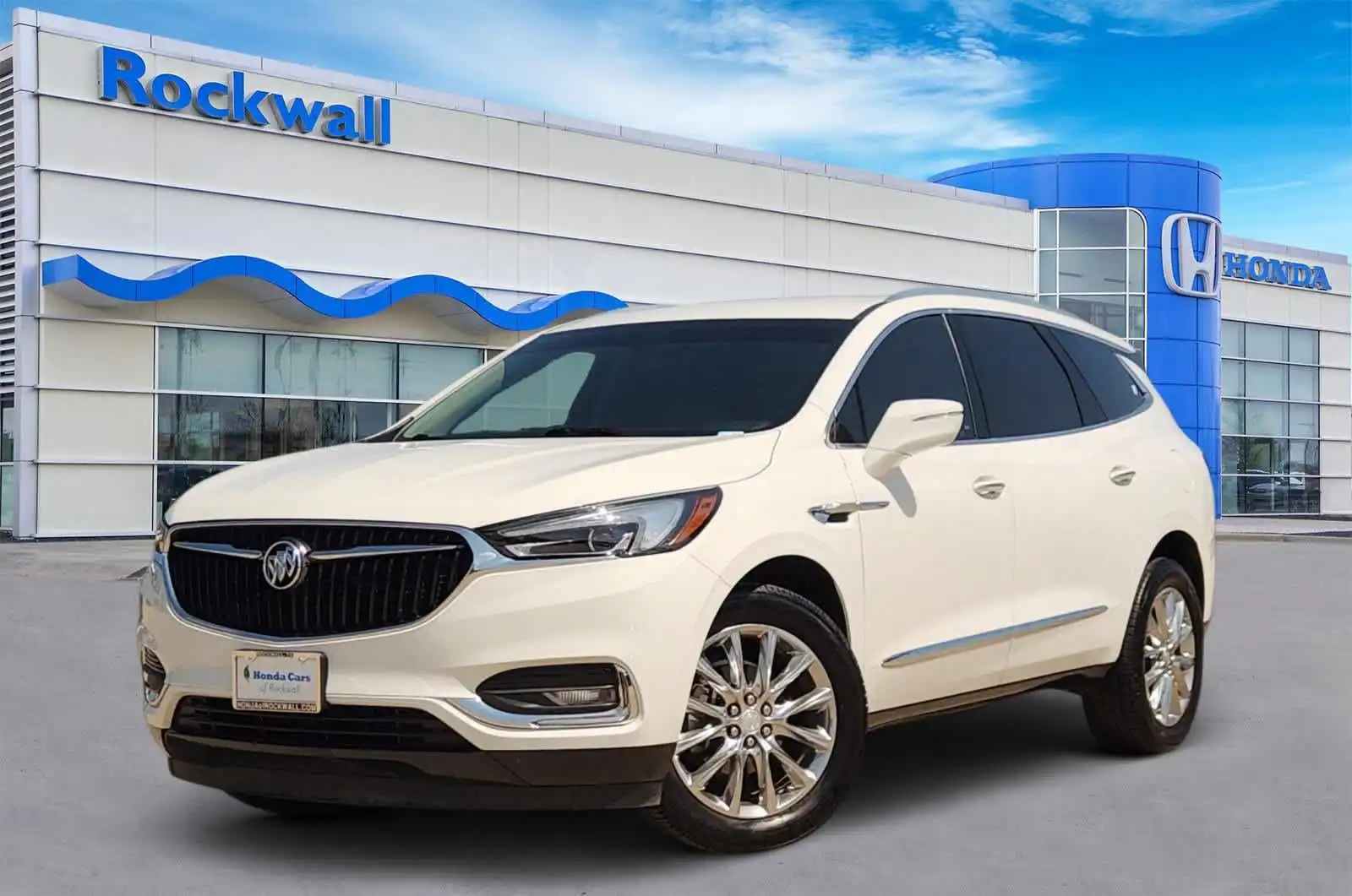 2019 Buick Enclave Essence's photo