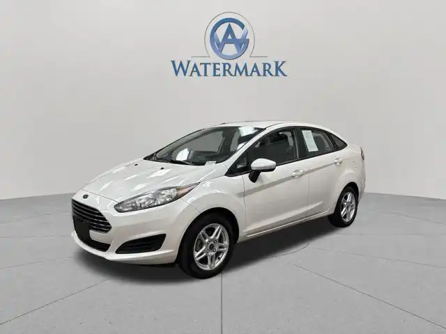 2018 Ford Fiesta SE Sedan's photo