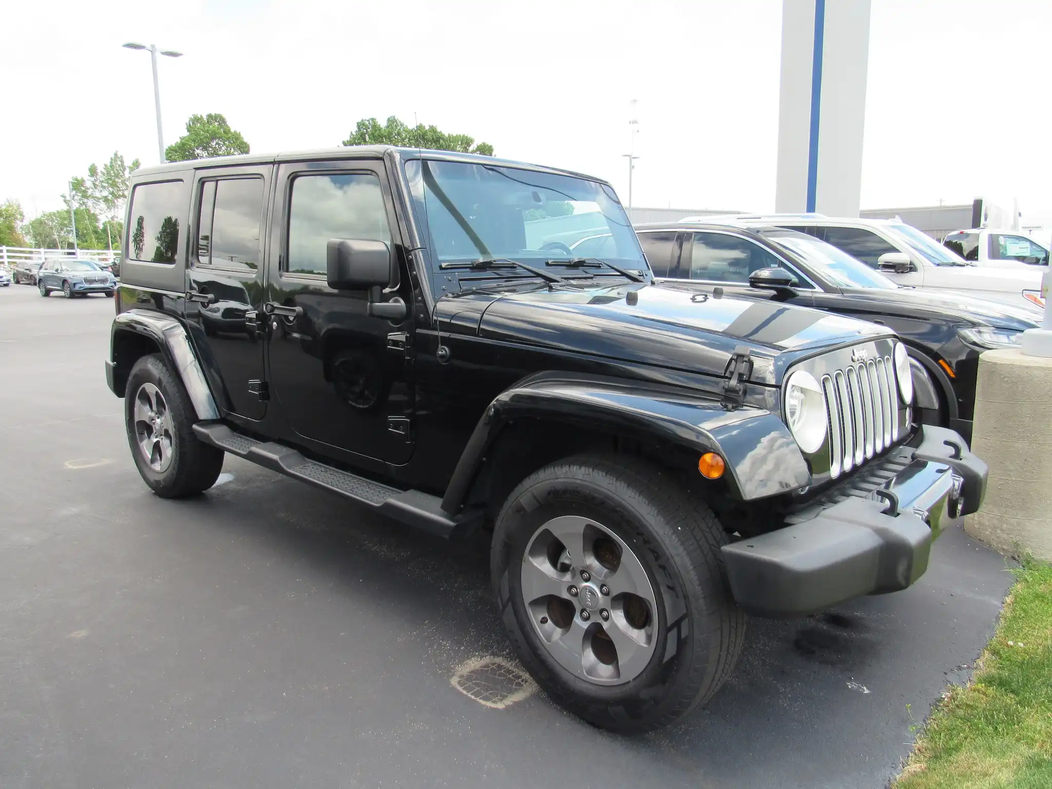 2017 Jeep Wrangler Sahara's photo