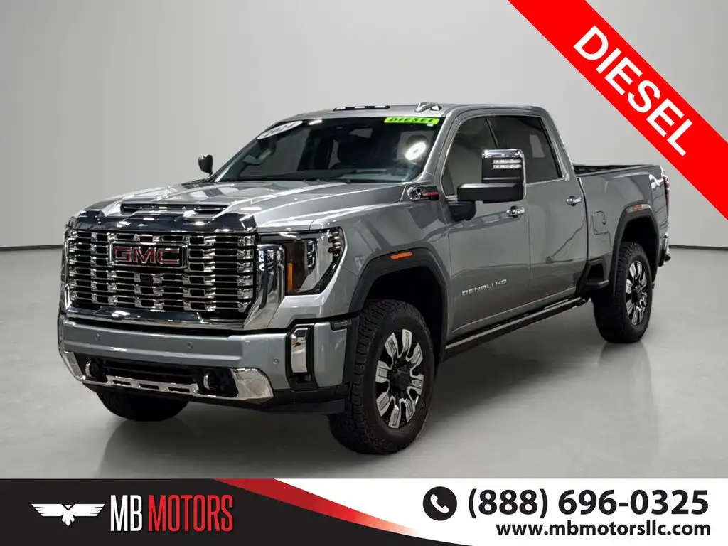 2024 GMC Sierra Denali 4WD Crew Cab Standard Box SRW's photo
