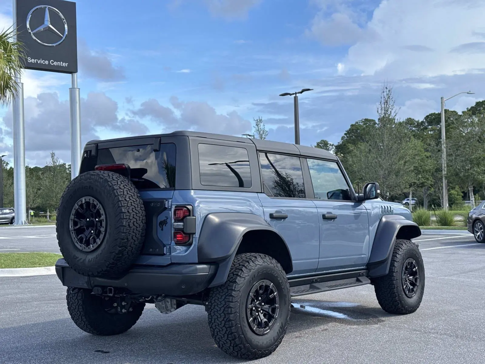 2023 Ford Bronco Raptor 4WD photo 3