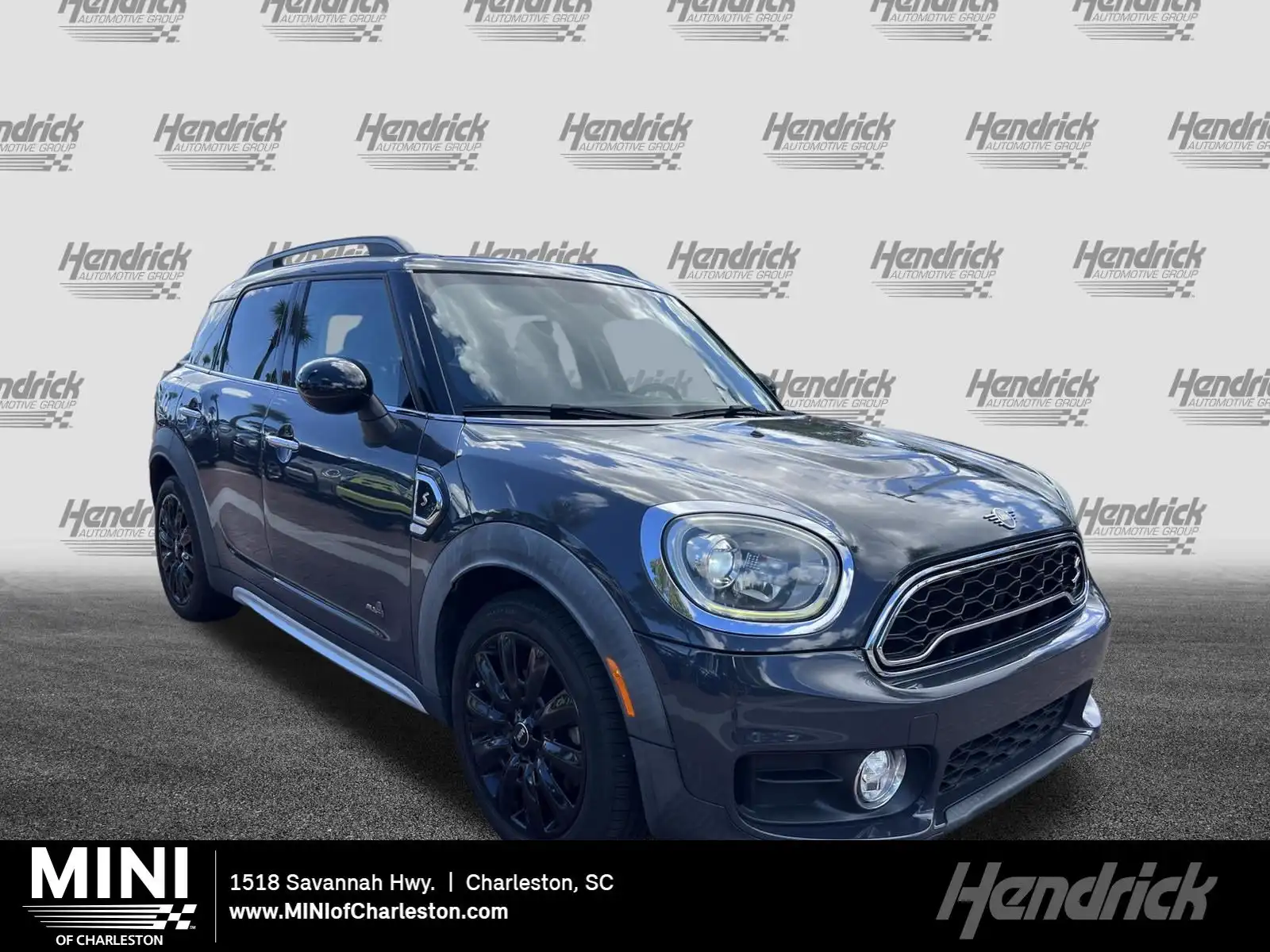 2019 MINI Countryman Cooper S ALL4 Signature's photo