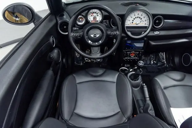2013 MINI Cooper S Roadster photo 3
