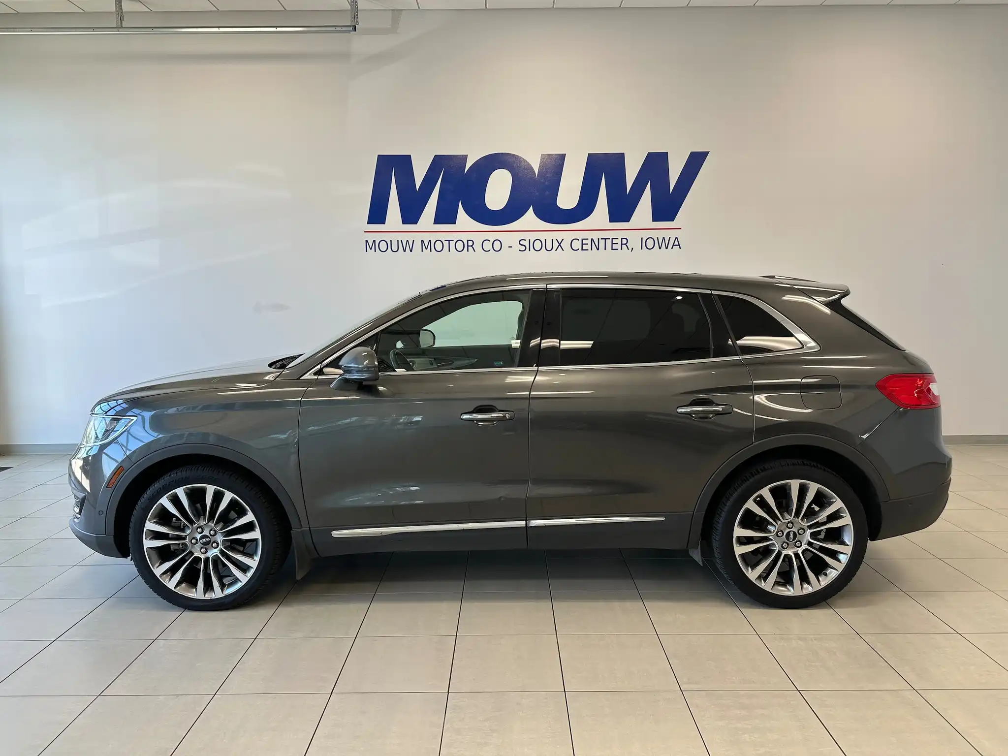 2017 Lincoln MKX Reserve AWD's photo