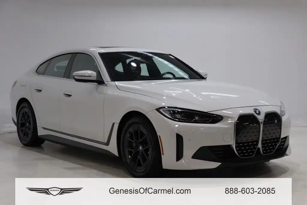 2024 BMW i4 xDrive40's photo