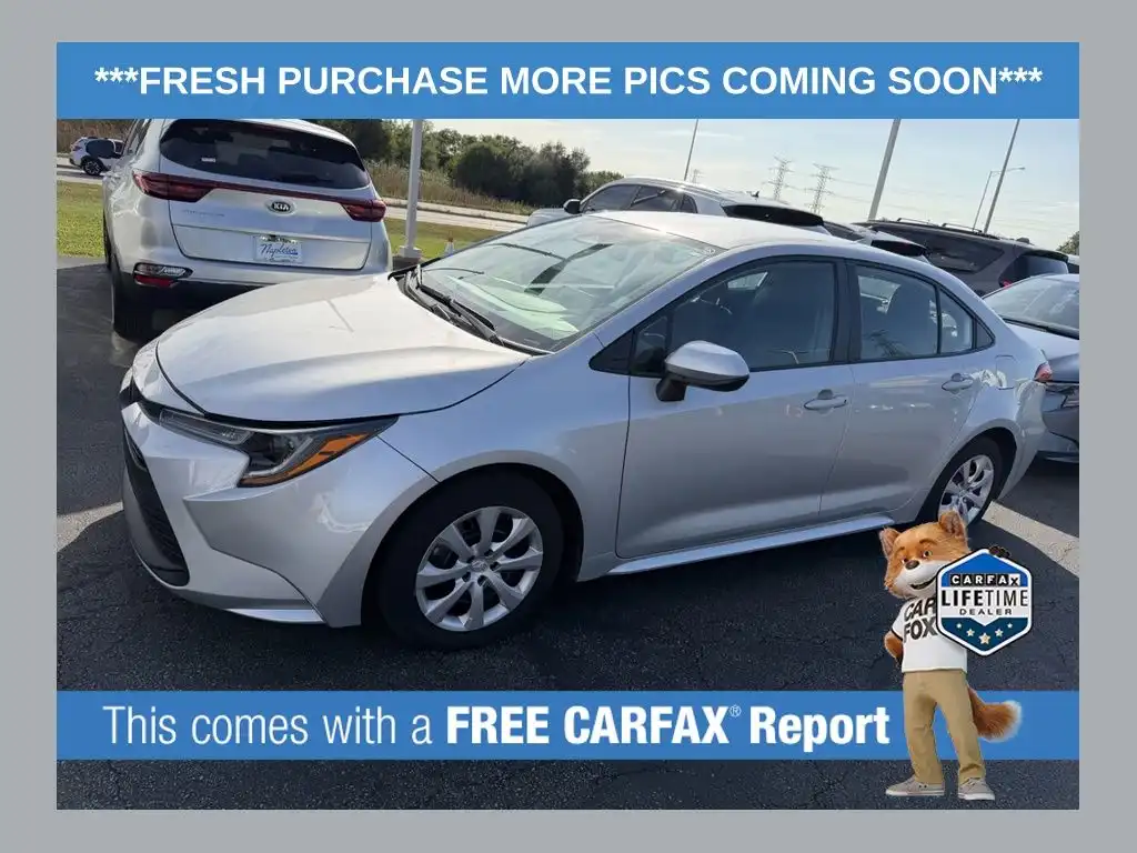 2025 Toyota Corolla LE CVT's photo