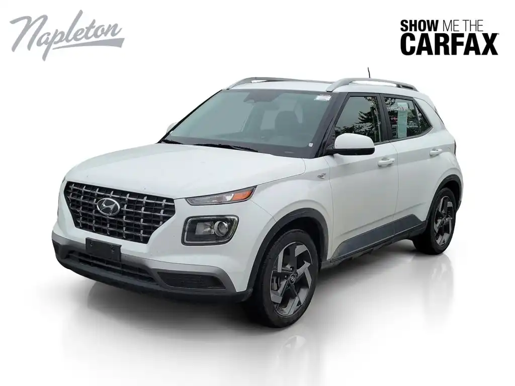 2025 Hyundai Venue SEL IVT's photo