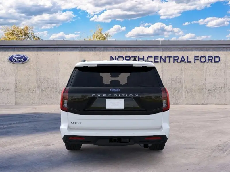 2025 Ford Expedition Active photo 5