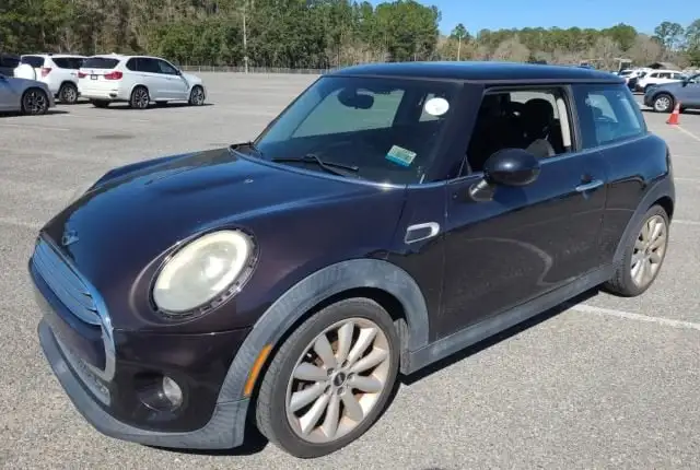 2014 MINI Cooper Base's photo