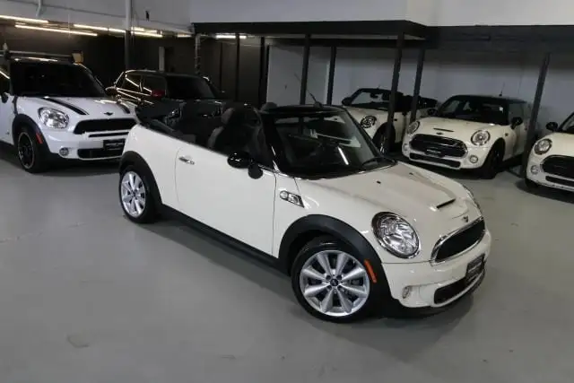 2014 MINI Cooper S's photo