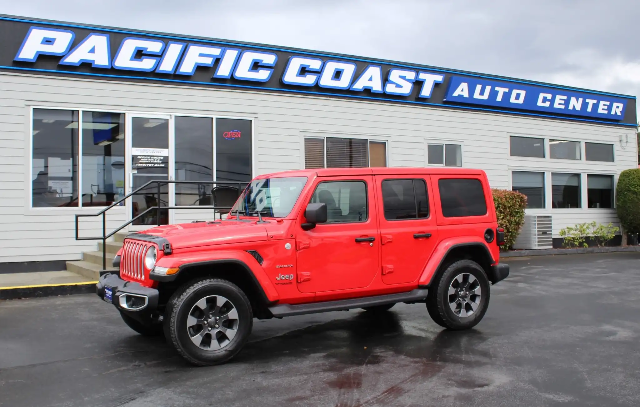 2018 Jeep Wrangler Sahara's photo