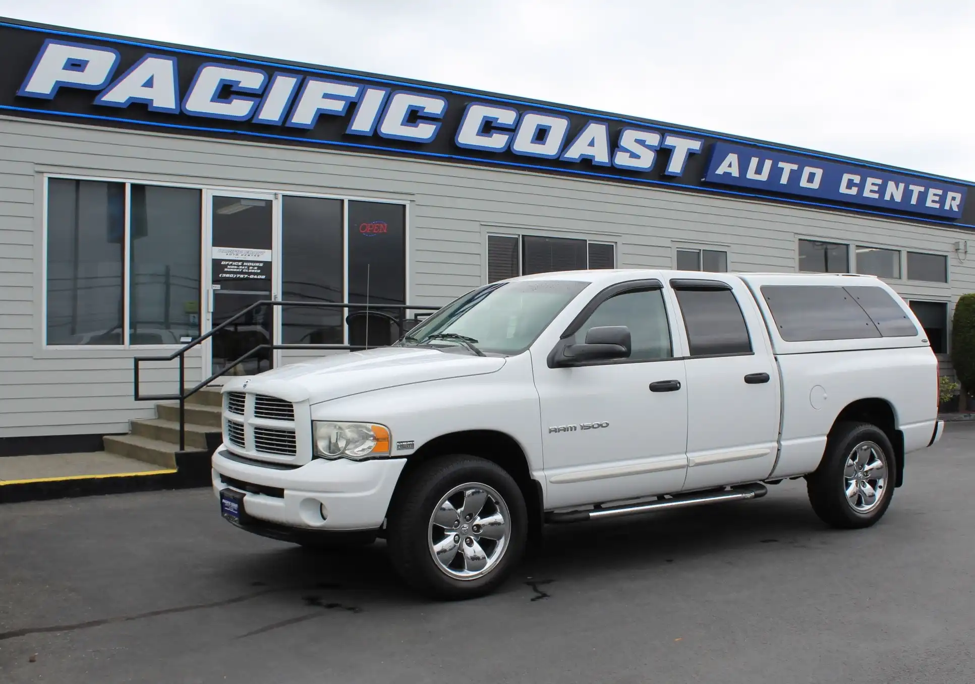 2004 Dodge Ram 1500 SLT 4WD Quad Cab SWB's photo
