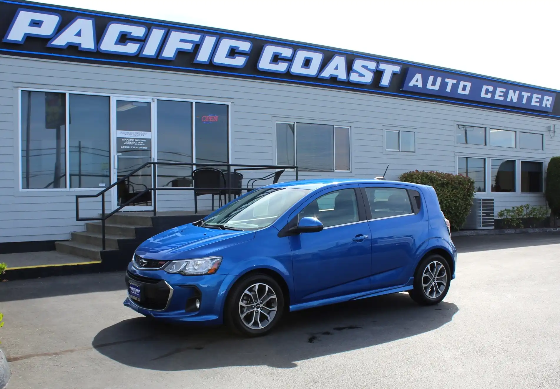 2018 Chevrolet Sonic LT Auto 5dr RS's photo