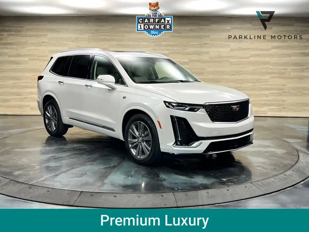 2025 Cadillac XT6 Premium Luxury Auto's photo