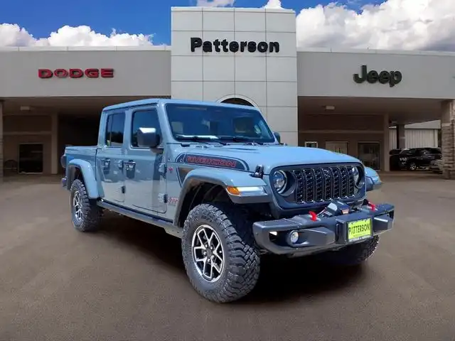 2026 Jeep Gladiator Shadow Ops Auto's photo