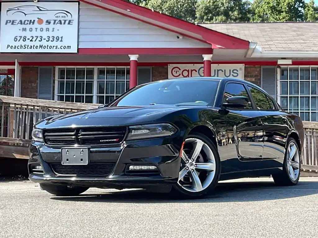 2017 Dodge Charger R/T's photo
