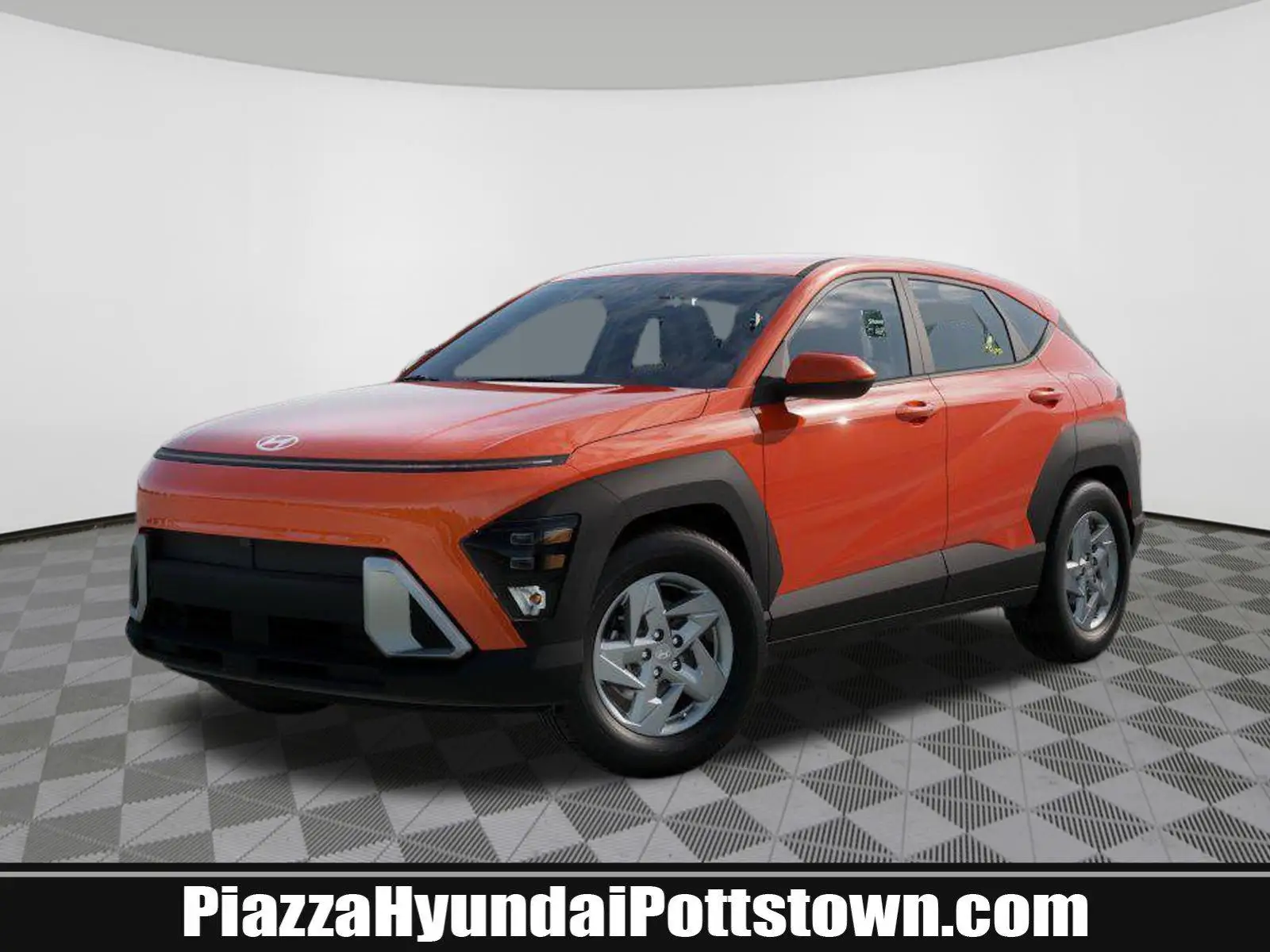 2027 Hyundai Kona Essential AWD photo 1