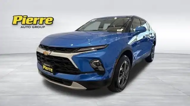 2025 Chevrolet Blazer 2.0T 2LT AWD's photo