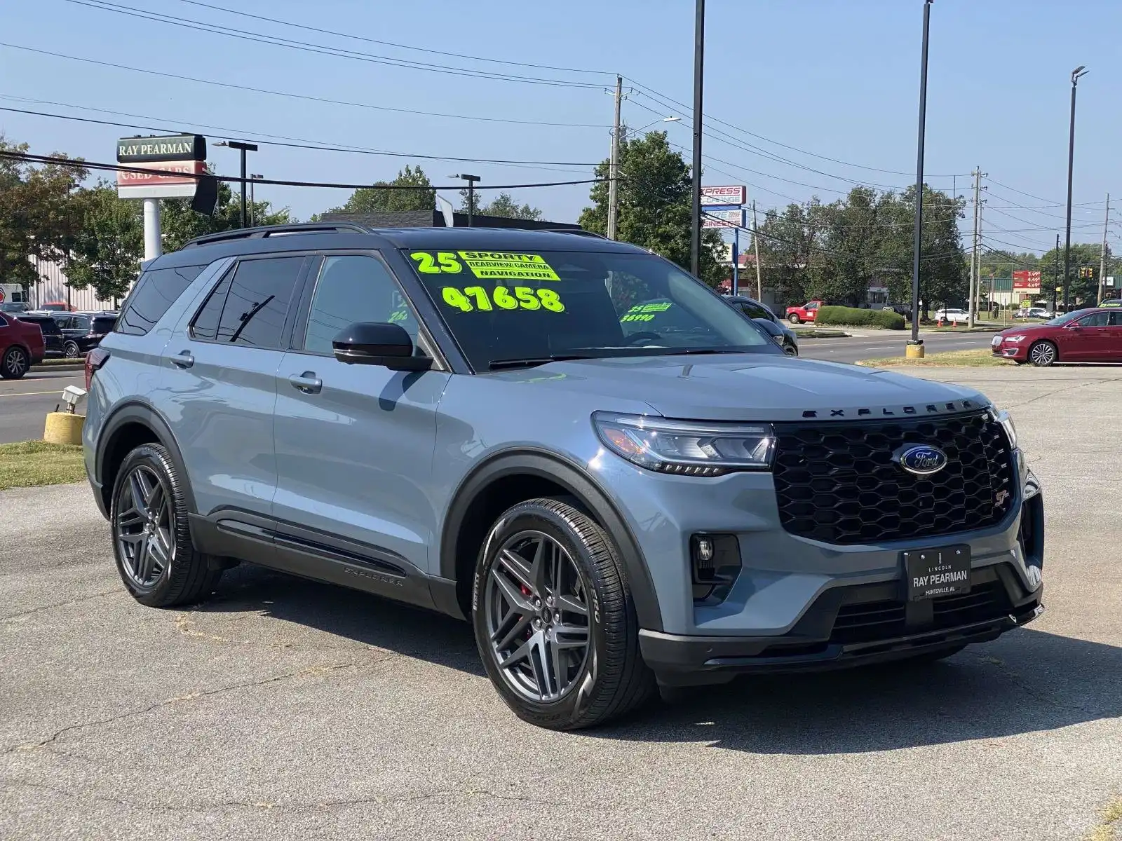 2025 Ford Explorer ST PL535's photo