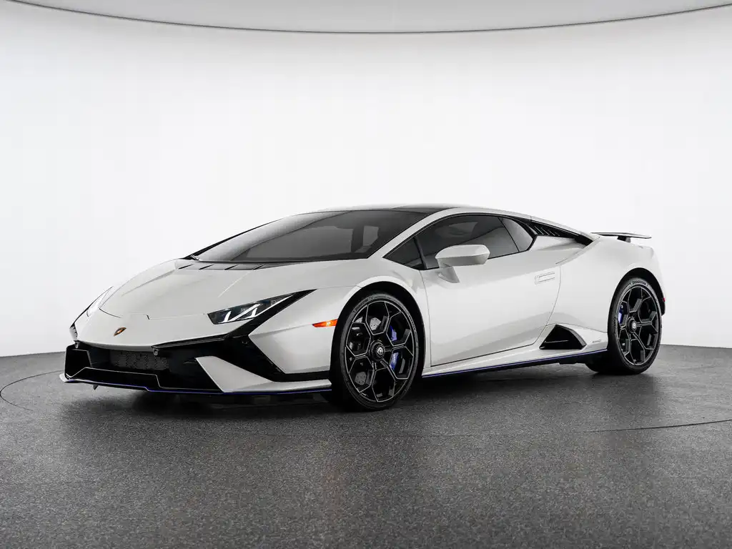 2023 Lamborghini Huracan Tecnica Coupe's photo